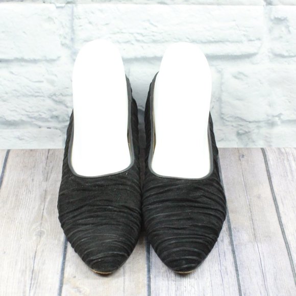 Saks Fifth Avenue Black Suede Pleated Leather Sole Pumps Shoes Size 7 B - Picture 6 of 10